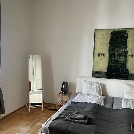 Beautiful Apartment In 7Th District Βουδαπέστη Εξωτερικό φωτογραφία